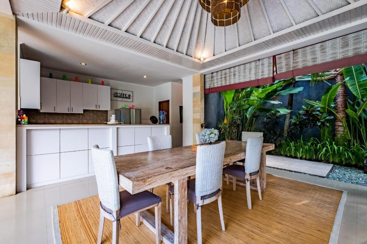 Central Seminyak Villa Martini المظهر الخارجي الصورة